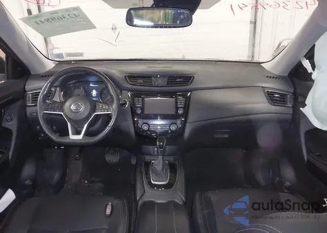 2017 Nissan Rogue Sl z USA, uszkodzony, nr VIN 5N1AT2MV4HC761455